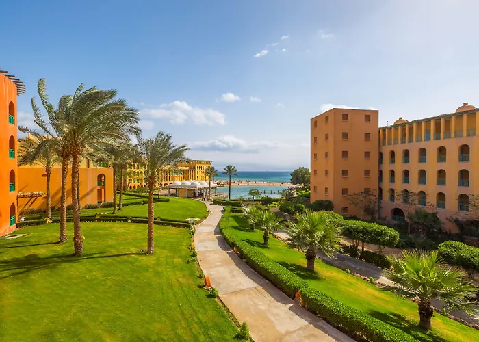 Strand Beach Resort