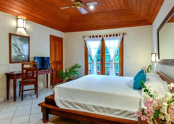 Antigua Superyacht Marina & Resort