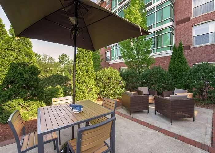 Hilton Garden Inn Manchester Downtown