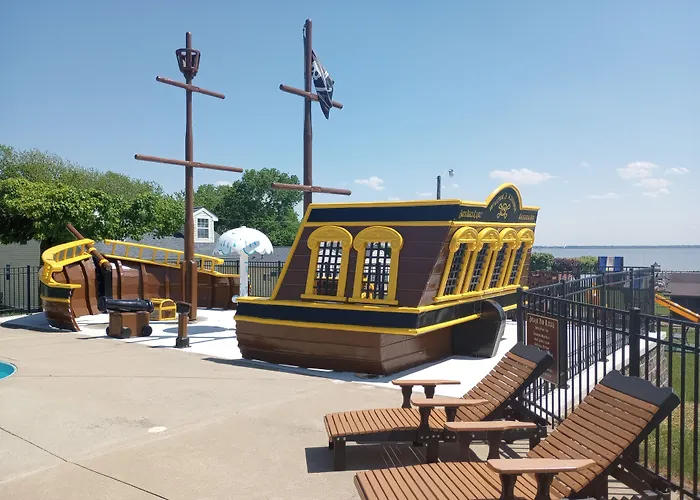 Marblehead Resorts