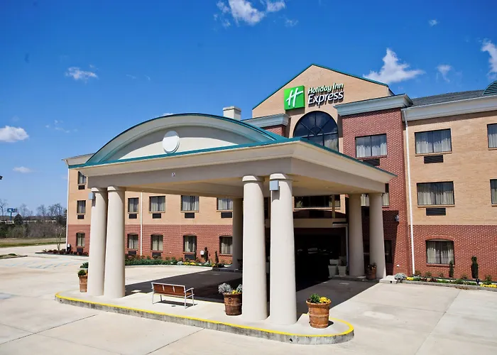 Holiday Inn Express Clanton