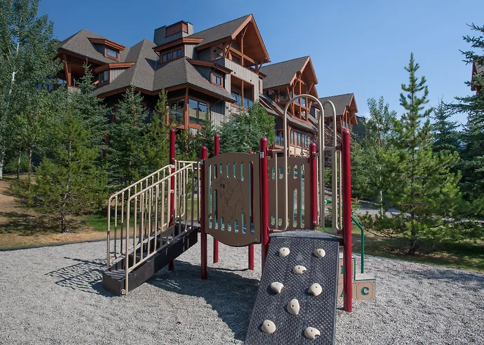 Lodges At Canmore