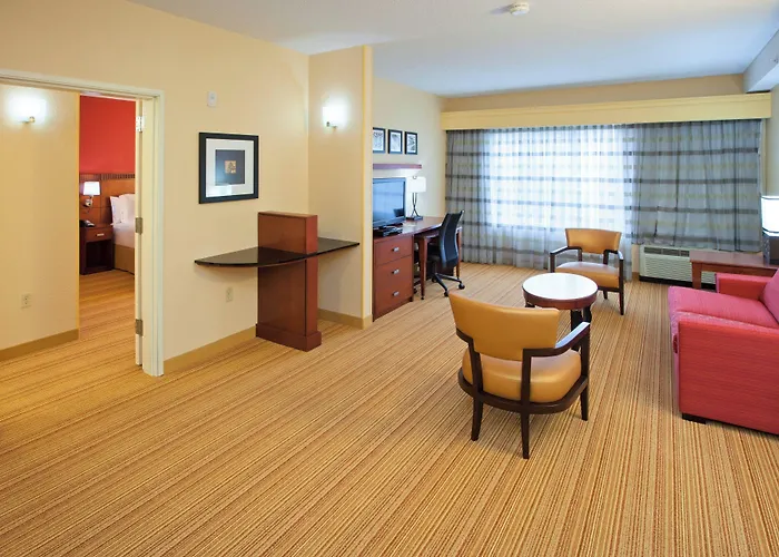Courtyard Louisville Northeast