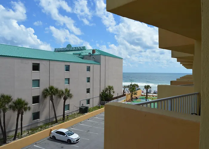 Fountain Beach Resort - Daytona Beach