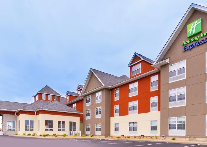 Holiday Inn Express Mystic By Ihg
