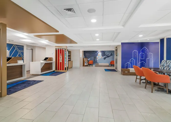 Holiday Inn Express Biddeford By Ihg