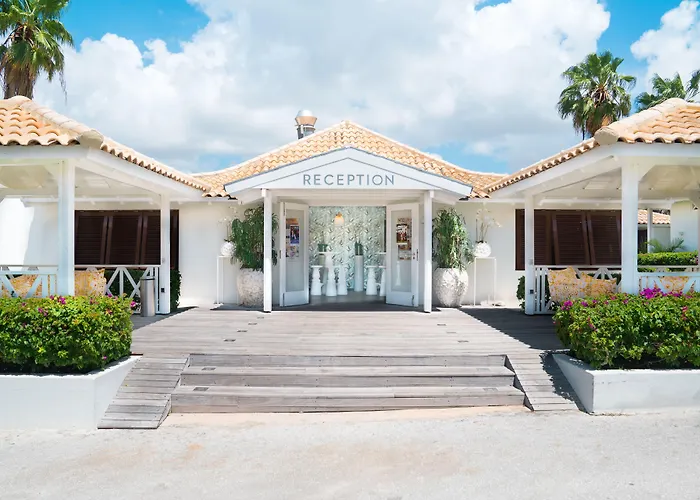 Papagayo Beach Resort (Adults Only)