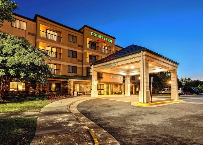Courtyard By Marriott Springfield