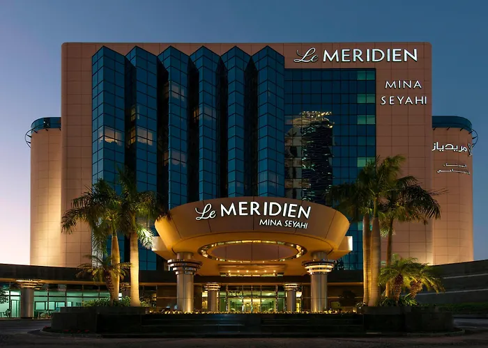 Le Meridien Mina Seyahi Beach Resort & Waterpark