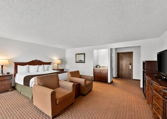 Best Western Chieftain Inn