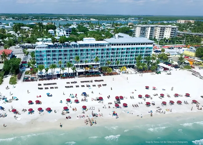 Lani Kai Island Resort (Adults Only)