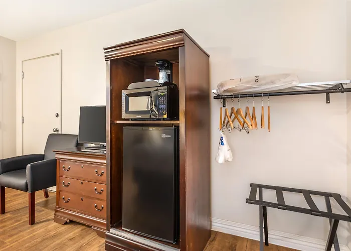 Best Western Rose Garden Inn