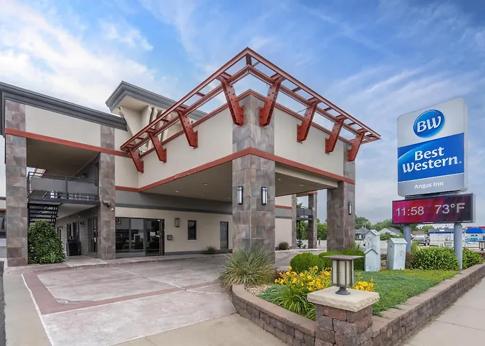 Lyons Resorts