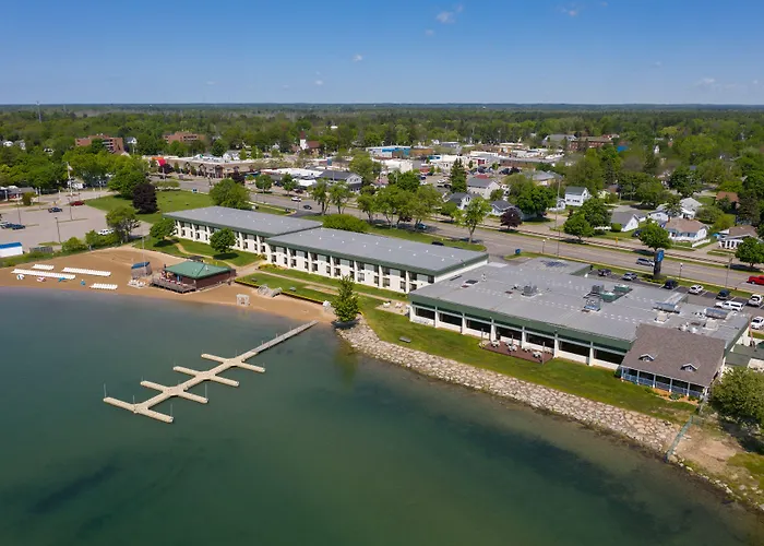 Tawas Bay Beach Resort & Conference Center