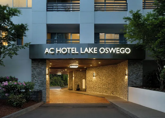 Lake Oswego Resorts