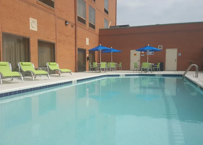 Holiday Inn Express Baltimore BWI Airport West By Ihg