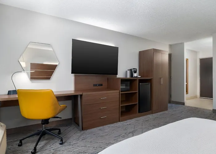 Holiday Inn Express Hotel & Suites Bentonville By Ihg