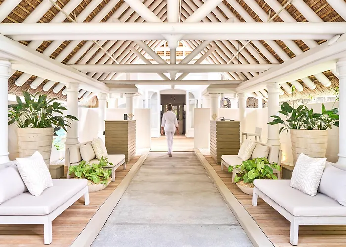 Lux* Belle Mare Resort & Villas