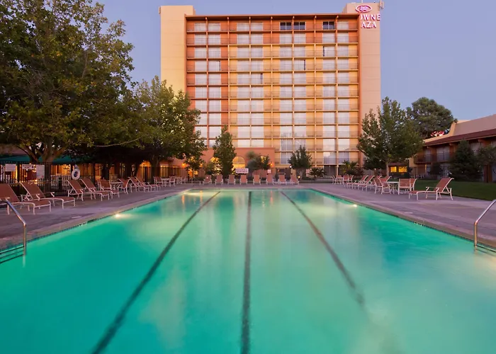 Crowne Plaza Albuquerque By Ihg
