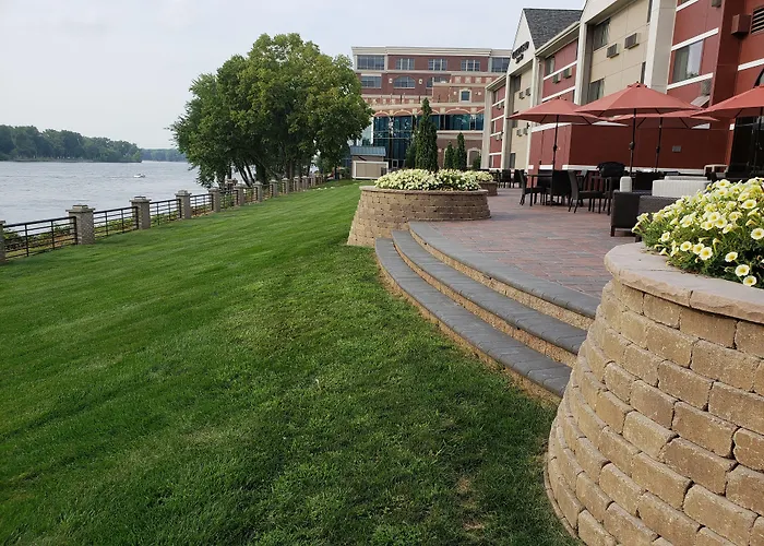 Courtyard La Crosse Downtown/Mississippi Riverfront