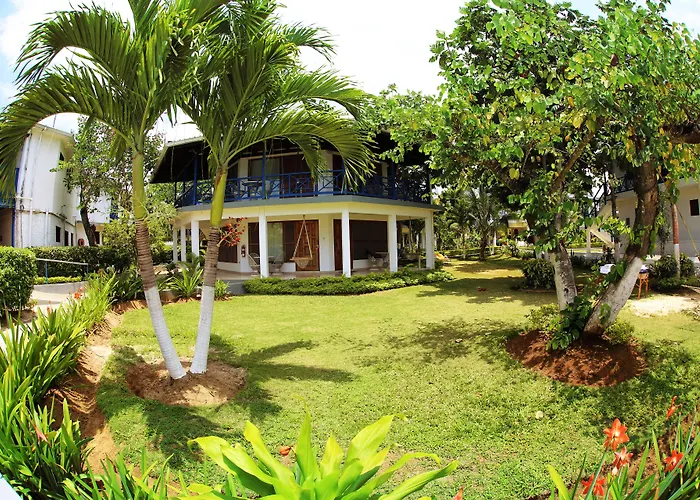 Negril Treehouse Resort