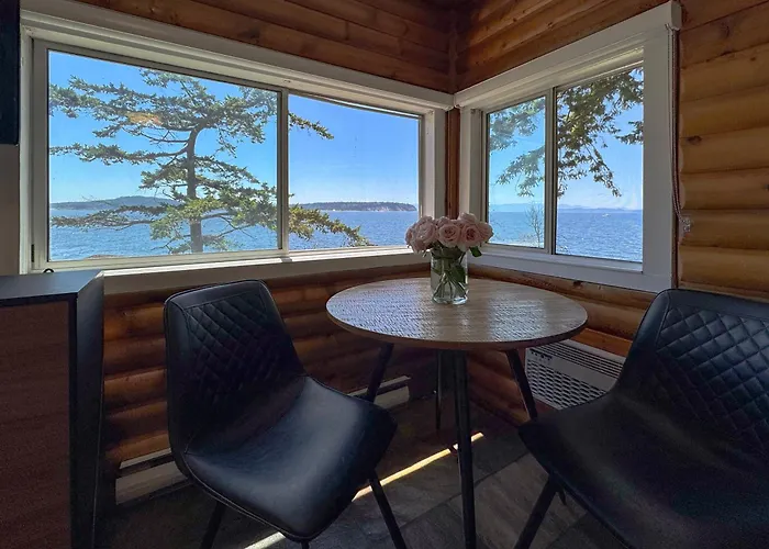 Rockwater Secret Cove Resort