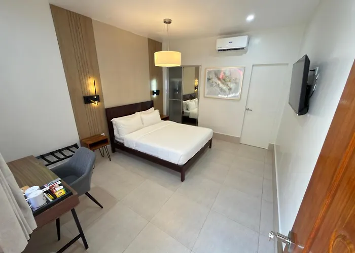 Harman Suites Moalboal