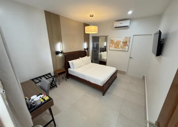 Harman Suites Moalboal
