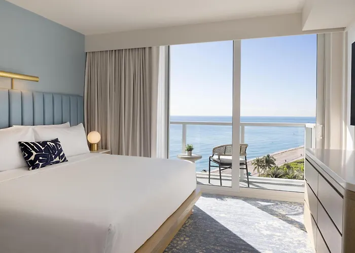 The Sunny Miami Sunny Isles Beach,Curio Collection By Hilton