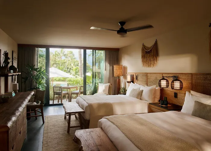 1 Hotel Hanalei Bay