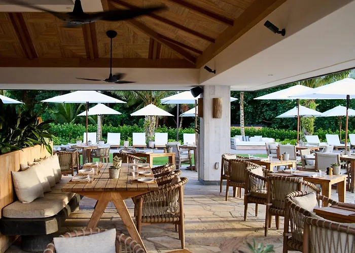 1 Hotel Hanalei Bay