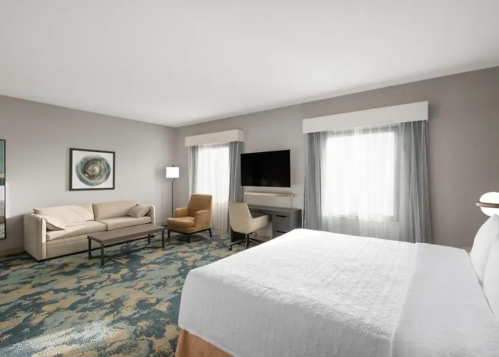 Hampton Inn & Suites Oakland Airport-Alameda