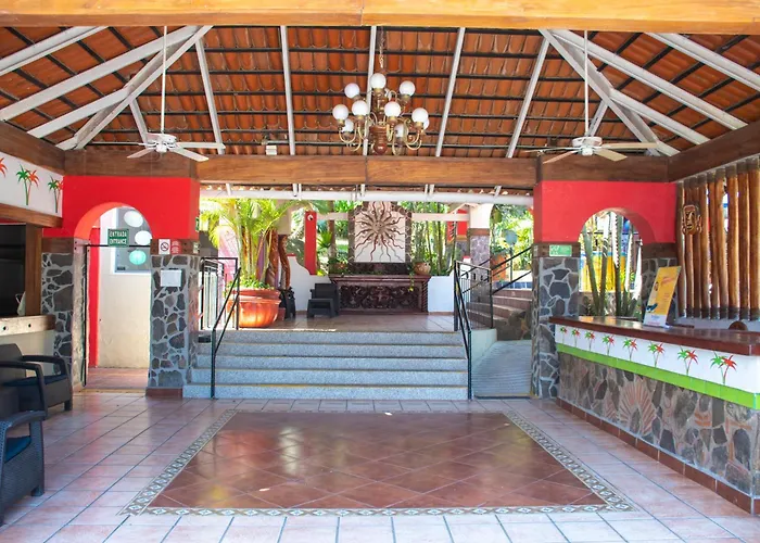 Decameron Los Cocos Guayabitos, Ramada All-Inclusive Resort