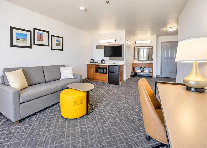 Comfort Inn & Suites Lancaster Antelope Valley