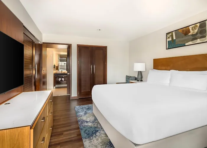 Hilton Grand Vacations Club Hokulani Waikiki Honolulu