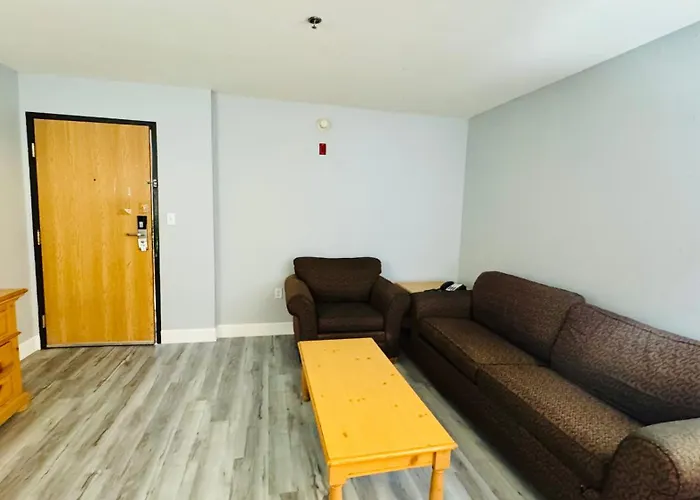 Regency Inn And Suites