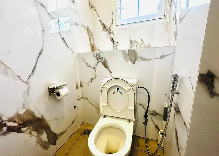 Presken Hotel White House, Lekki, Lagos