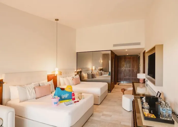 Family Selection At Grand Palladium Kantenah Resort & Spa