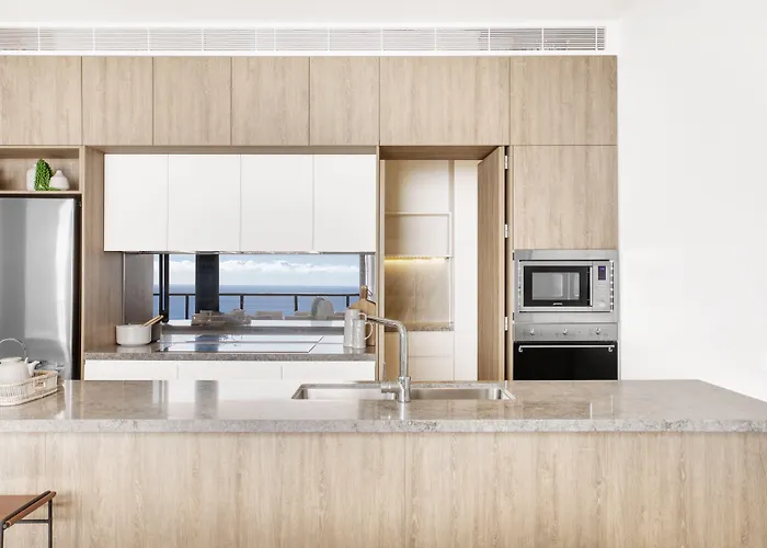 Vue Broadbeach - Official