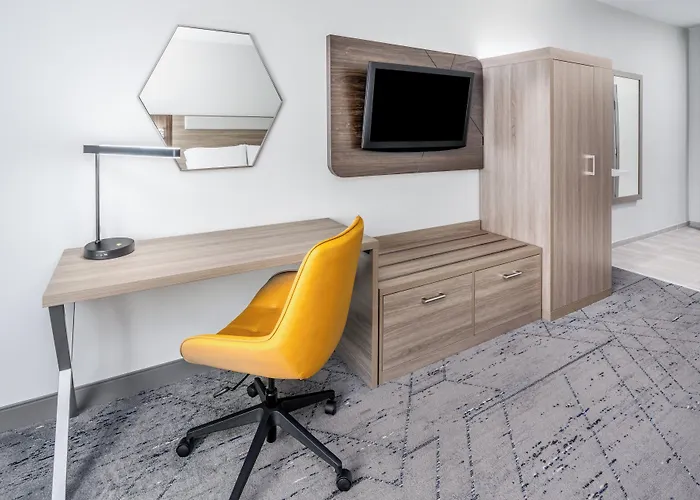 Holiday Inn Express & Suites Denver North - Thornton By Ihg