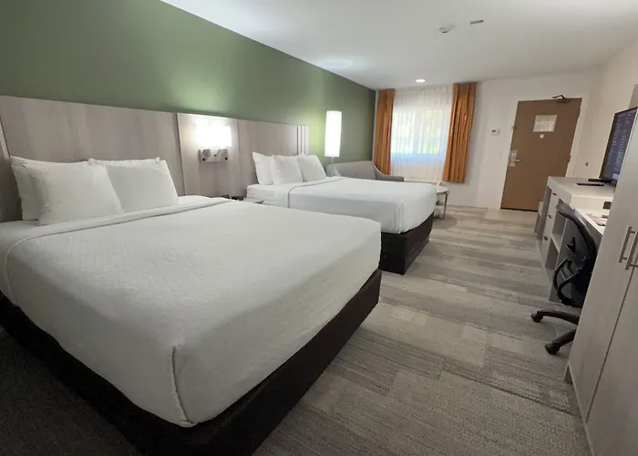 Redondo Beach Resorts
