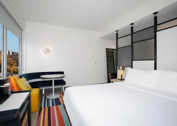 Aloft By Marriott Omaha Aksarben Village