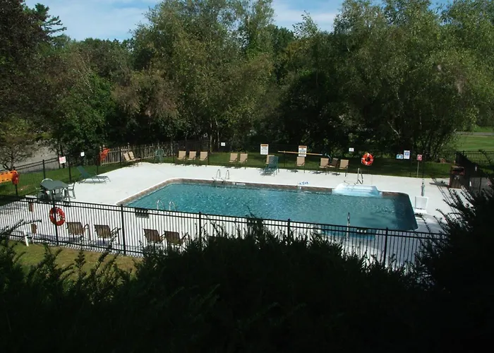 Thompson Resorts