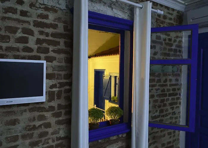 Cunda Mavi Hotel (Adults Only)