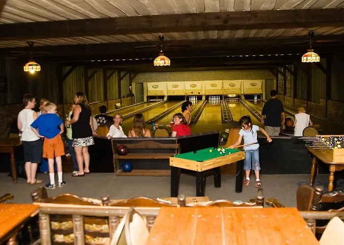 Winter Clove Inn & Resort