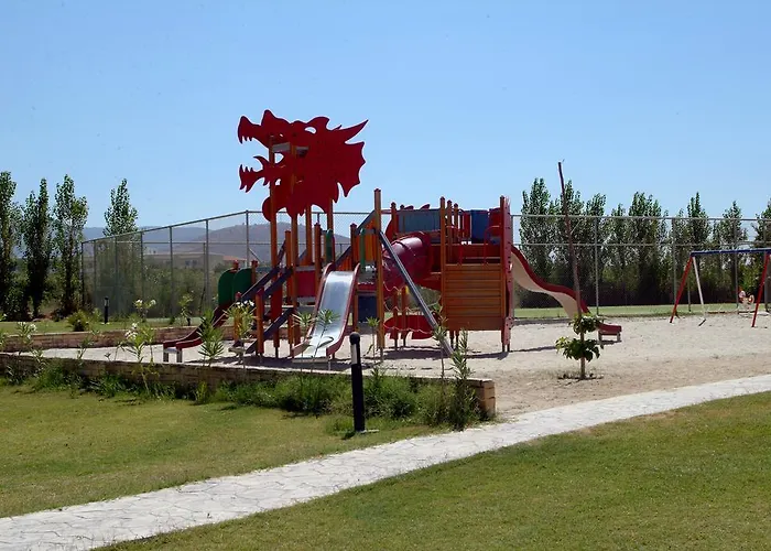 Zorbas Beach Hotel
