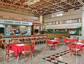 Holiday Inn Hampton-Coliseum Conference Center