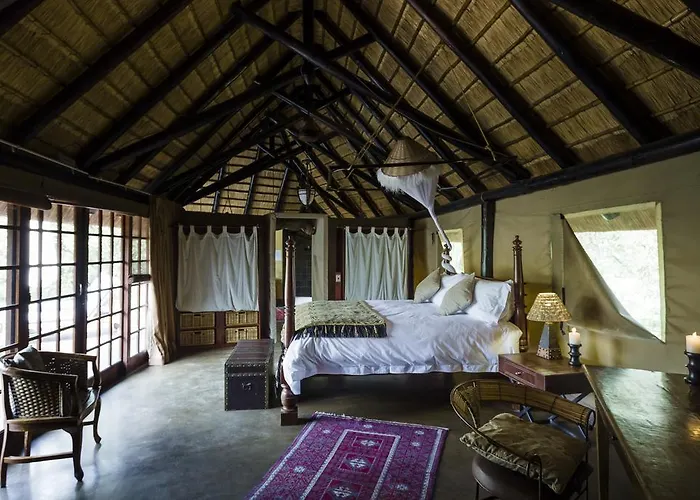 Monate Game Lodge