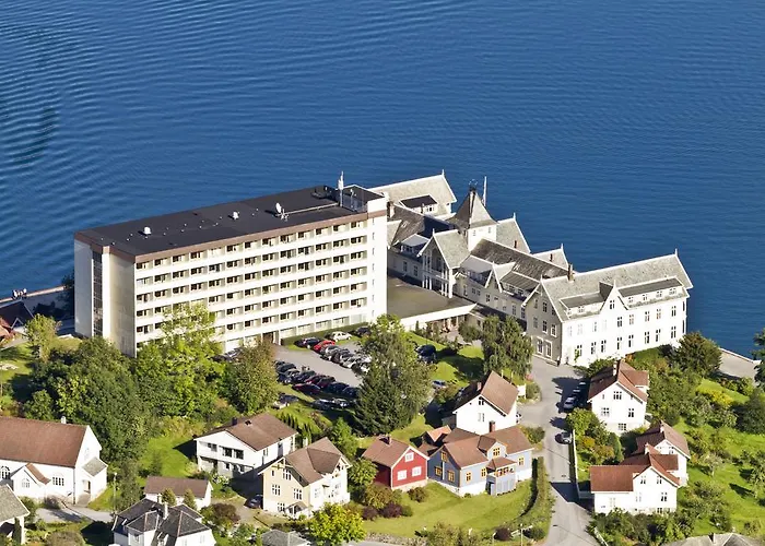 Kviknes Hotel