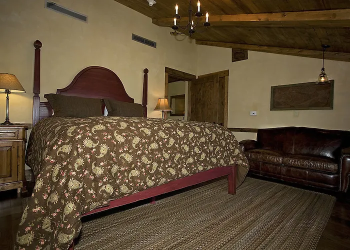 Devil'S Thumb Ranch Resort & Spa